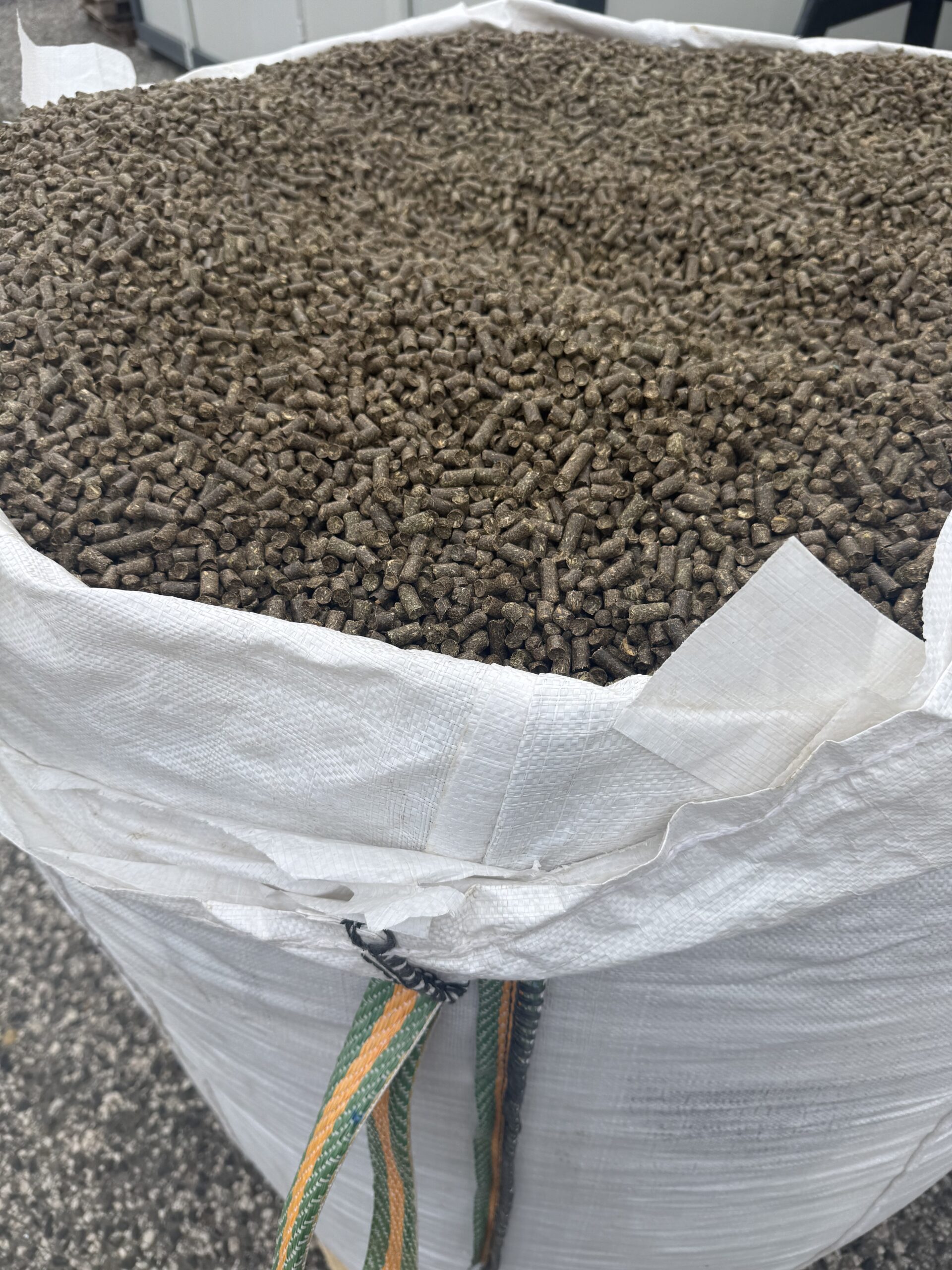 Széna pellet – prémium minőségű, pormentes takarmány Big-Bag